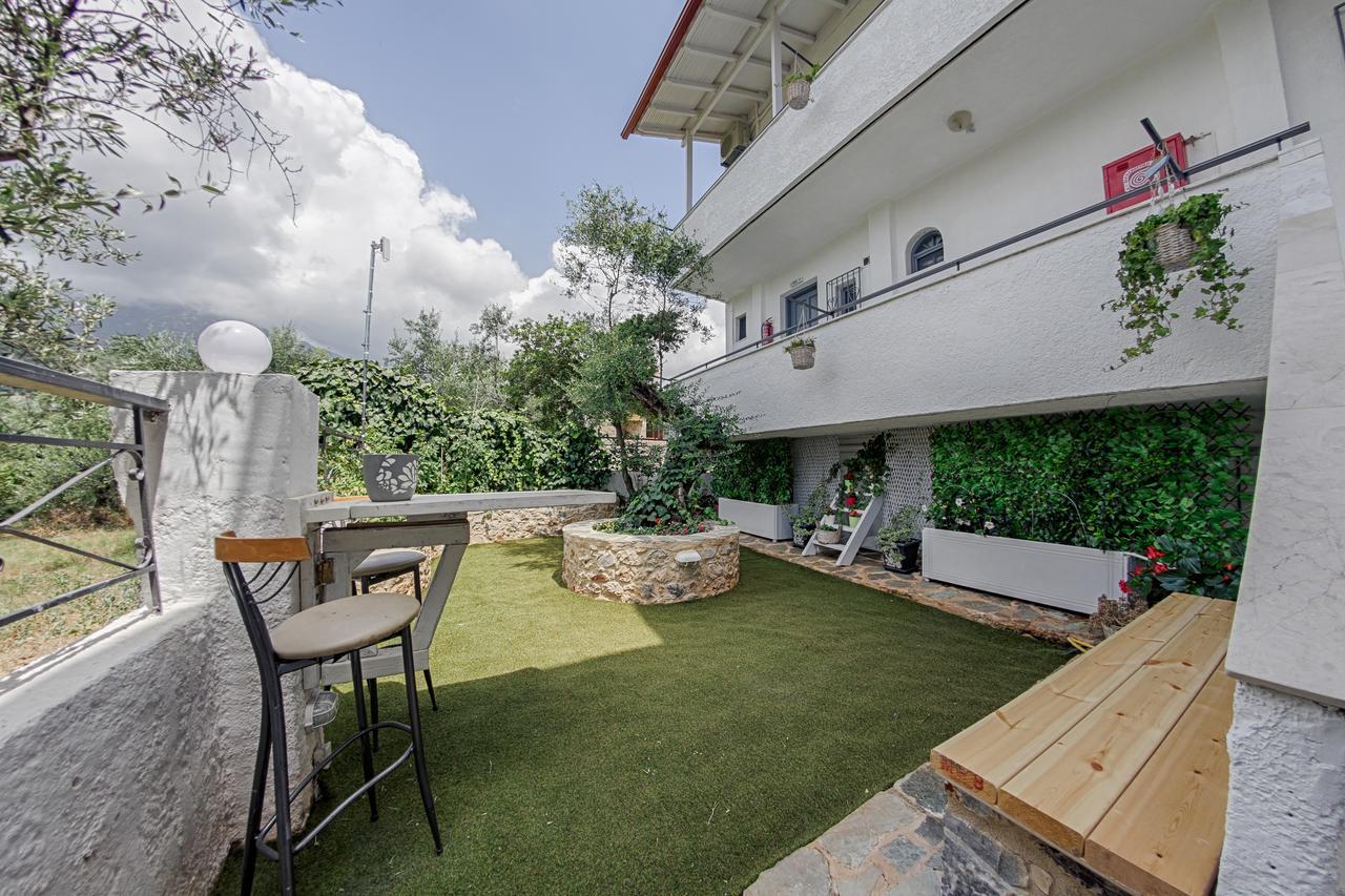 Irida Holiday Apartments Stoúpa Eksteriør bilde
