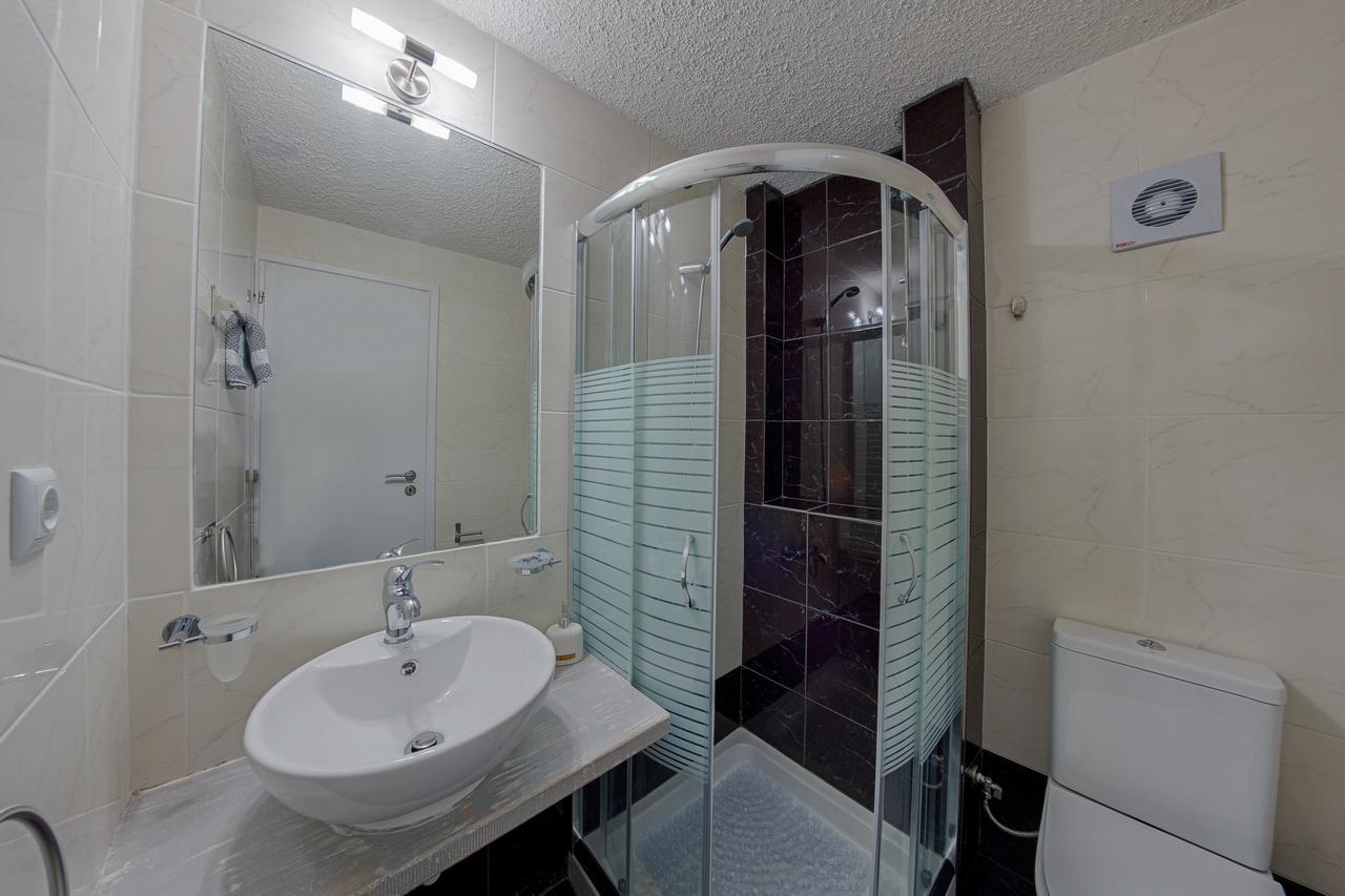 Irida Holiday Apartments Stoúpa Eksteriør bilde